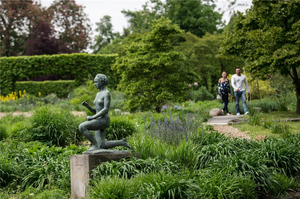 Der 9-Euro-Ausflug von Lünen aus: Schlösser, Bergwerk, Kunst und Gewässer Der Grugapark in Essen ist eines von mehreren Highlights in der Ruhrgebietsstadt.