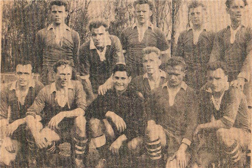 Trauer um Paul Jagusch - Held von Dortmund verstirbt mit 86 Jahren Der Gruppensieger mit Josef Entrup, Paul Jagusch, Manfred Zakrzewski, Friedbert Würz, Rudolf Volle (hinten v.l), Gregor Strassel, Bruno Klingenberg, „Koll“ Mocek, Günter Seeliger, Hermann Prott und Helmut Jagusch (vorne v.l.)