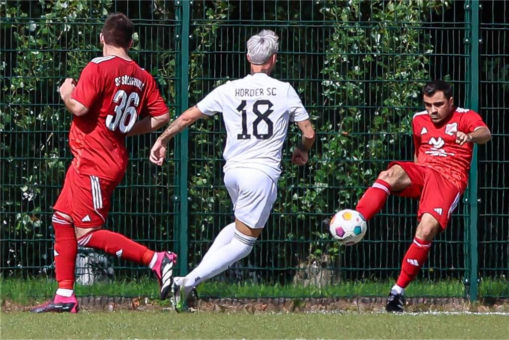 Der Hörder SC besiegte die SF Sölderholz deutlich mit 3:0.