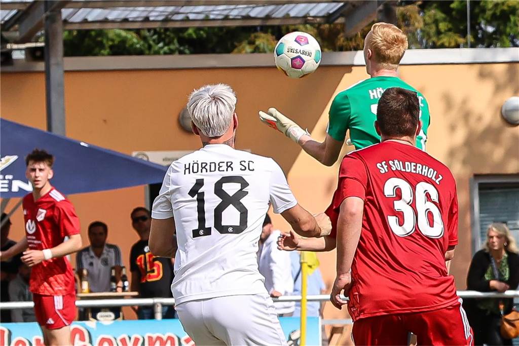Der Hörder SC besiegte die SF Sölderholz deutlich mit 3:0.