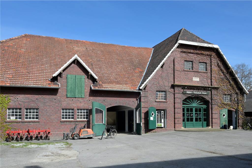 Leben in Leibeigenschaft: Hildegard Schlutius blickt 250 Jahre zurück Der Hof Altfeld im Altefelds Holz in Capelle wurde die neue Heimat von Katharina Schulze Altkappenberg, spätere Altfeld.