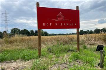 Der Hof Niermann in Waltrop am Stadtrand von Castrop-Rauxel ist ein beliebter Ort zum Heiraten.