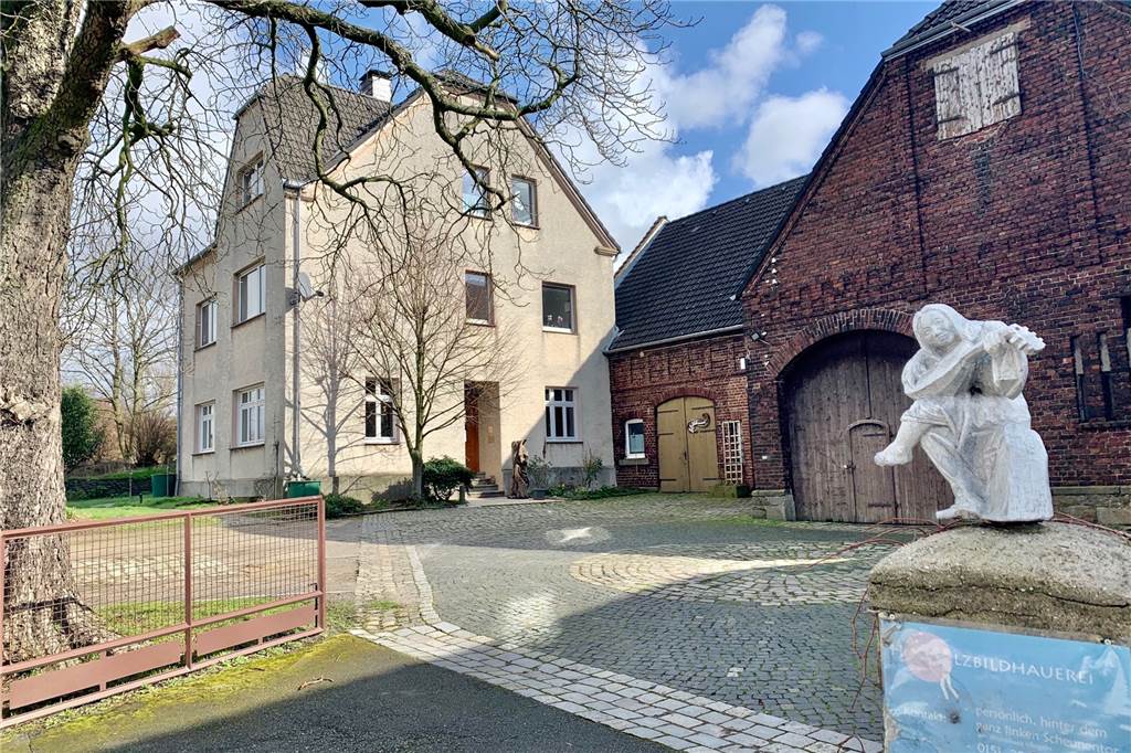Historische Häuser in Dortmund vor dem Abriss – doch Annette Wilmsmann (67) will kämpfen Der Hof Wilberg an der Kneebuschstraße. Der ist in Besitz von Annette Wilmsmann.
