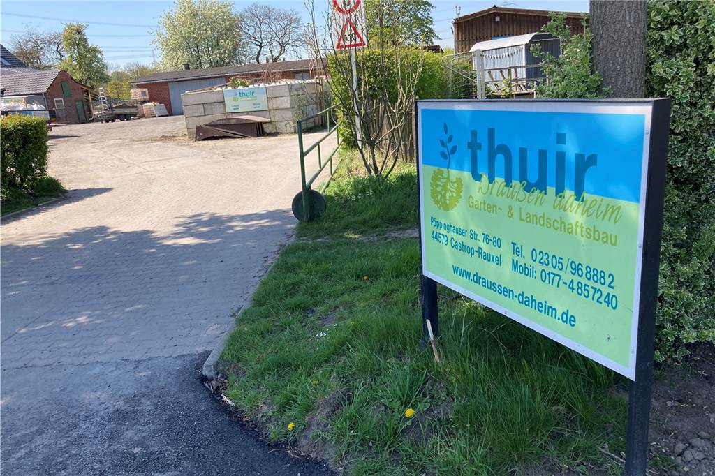 Heinrich zur Nieden und zig Castrop-Rauxeler sind seit Wochen ohne Telefon Der Hof zur Nieden an der Pöppinghauser Straße und die dort ansässige Garten- und Landschaftsbaufirma Thuir sind seit dem 2. April ohne Telefon und Internet.