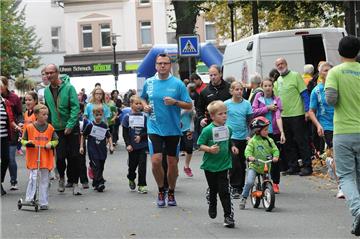 Der Hospizlauf in Schwerte hat auch in diesem Jahr viele Läufer angelockt. Große und kleine Sportler drehten ihre Runden für den guten Zweck.