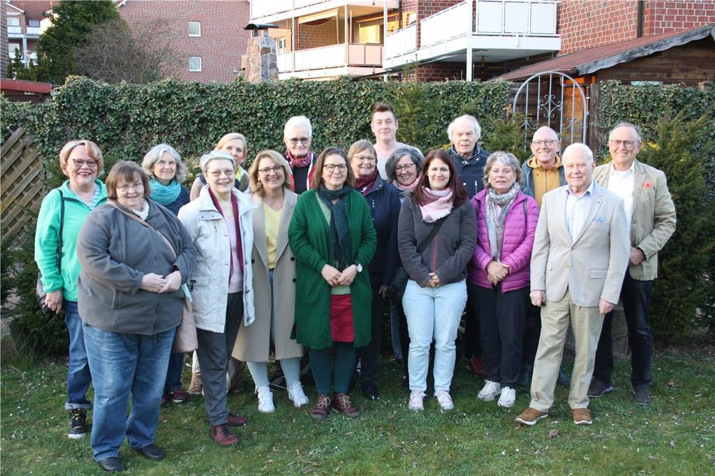 Lüner Hospizverein schenkt Sterbenden Nähe: „Man bekommt viel zurück“ Der Hospizverein in Lünen feiert Jubiläum. Seit 25 Jahren engagieren sich Ehrenamtliche in der Sterbebegleitung.