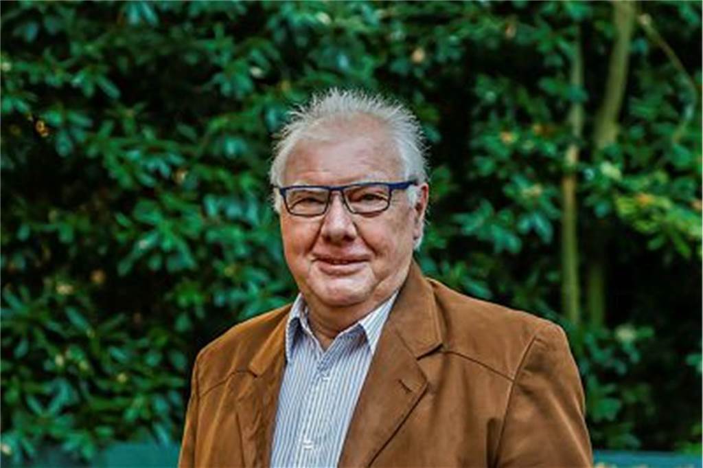 20 Jahre „Deusen-Kirche“: Hammer-Programm zum runden Geburtstag Der Huckarder Bezirksbürgermeister Peter Spineux (CDU)