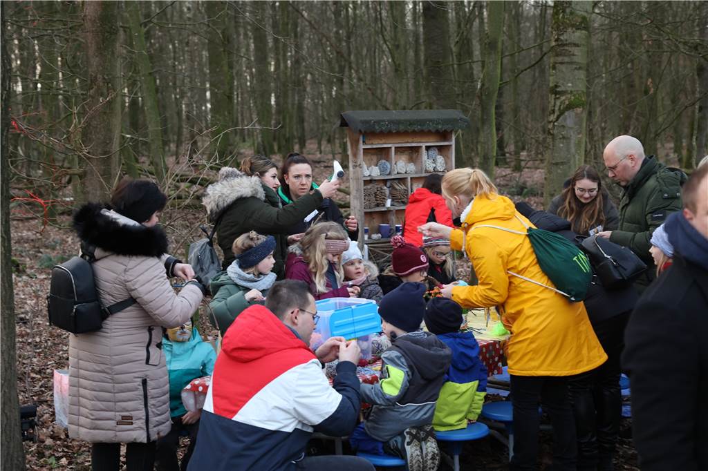 Der Hüttenzauber in Südkirchen hat viele Menschen begeistert. Von jung bis älter.