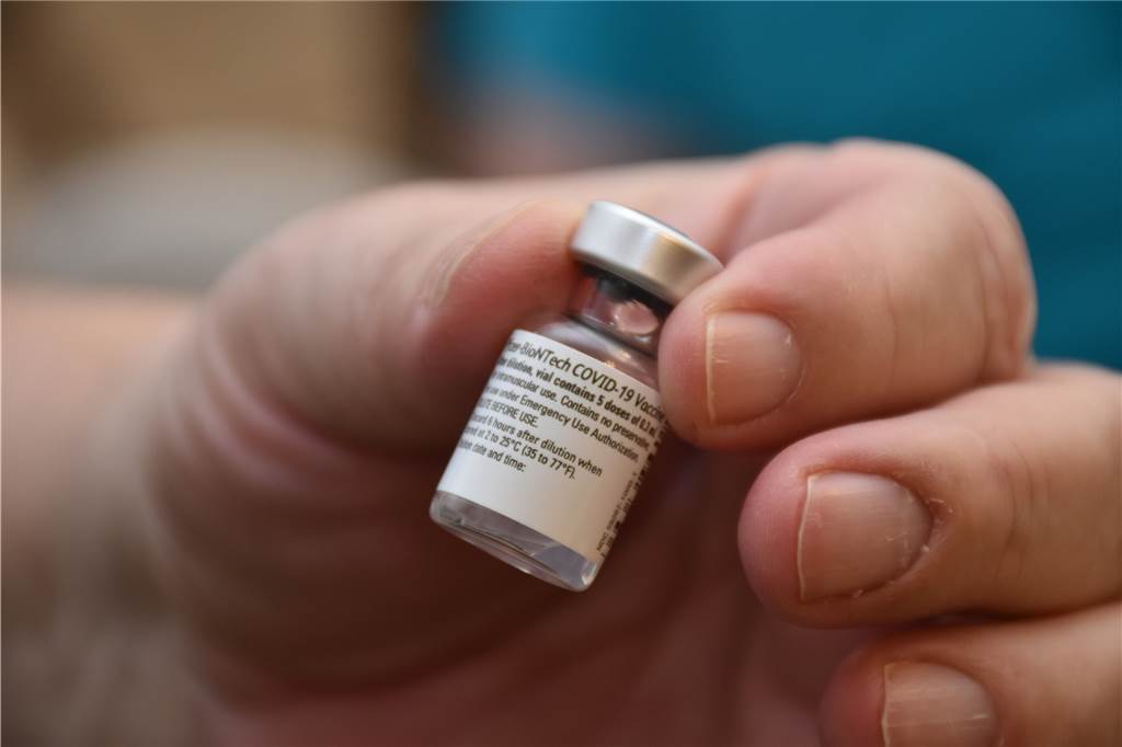 Impftermin im Schwester-Godoleva-Haus in Heek Der Impfstoff von Biontech-Pfizer.