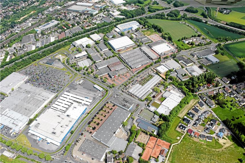 Geplante Möbelhäuser in Dortmund verstimmen Nachbarstädte Der Indupark von oben. Hier möchte das Möbelhaus Segmüller gerne eine Filiale eröffnen.