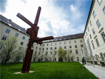 Der Innenhof des neuen Dienstgebäudes des Erzbischöflichen Ordinariats in München. Foto: Christina Sabrowsky