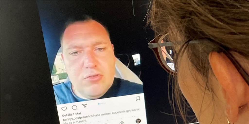 Auf dem Bildschirm ist das Gesicht von Benjamin Sowade zu erkennen. In dem Video werden ihm Worte in den Mund gelegt, die er nie geäußert hat. Sein Instragram-Account wurde gehackt.