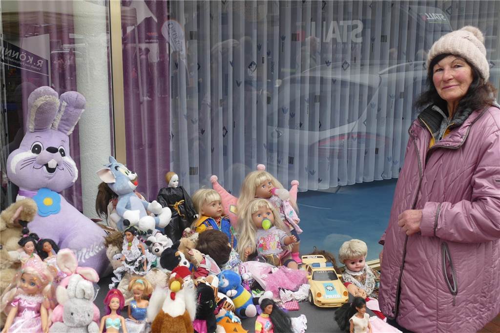 Der Josefsmarkt in Südlohn ist am Sonntag wieder sehr gut besucht gewesen. Die Gäste hatten beim Schlendern an den zahlreichen Ständen viel Gelegenheit, nach einem Schnäppchen Ausschau zu halten.