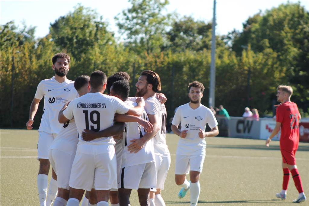 Königsborner SV verliert in Unterzahl: Personalsorgen werden größer Der Jubel beim Königsborner SV war nur von kurzer Dauer.