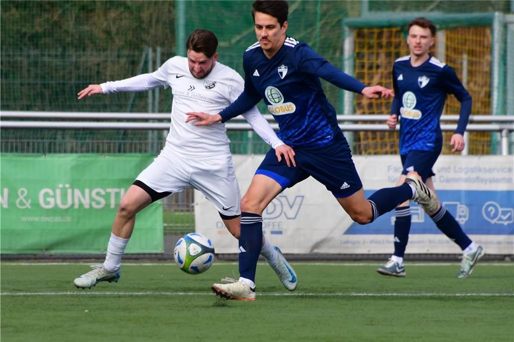 Der Jubel war groß bei der Frohlinder Reserve: Der FCF III gewann das Topspiel gegen den VfR Rauxel.