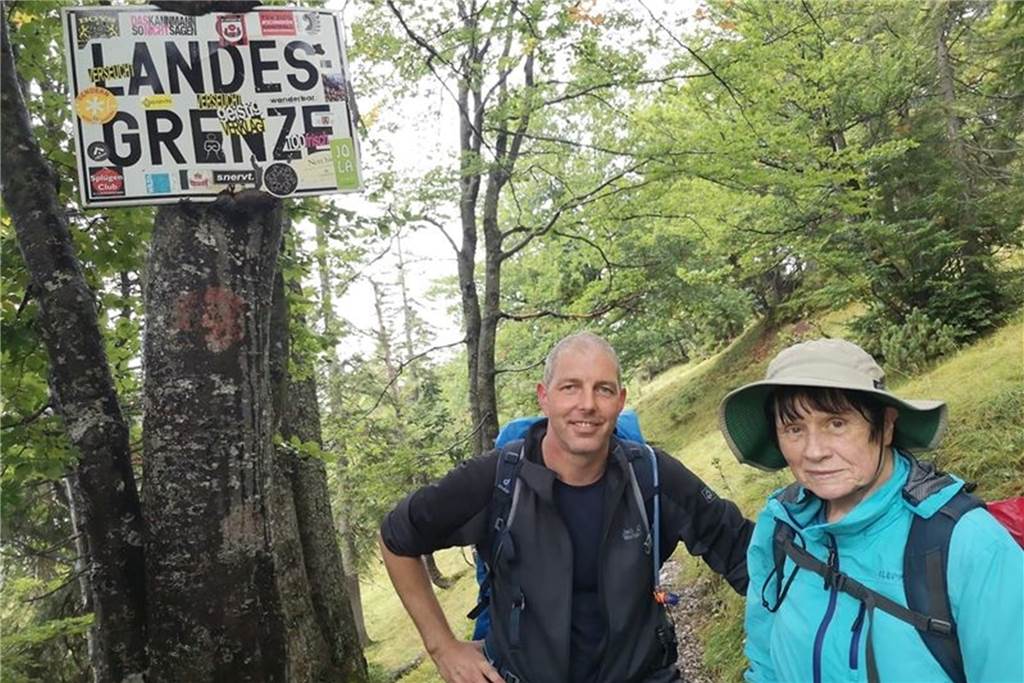 Der jünste Teilnehmer Simon Shiers (46) und die älteste Teilnehmerin Erika Eschert (82).