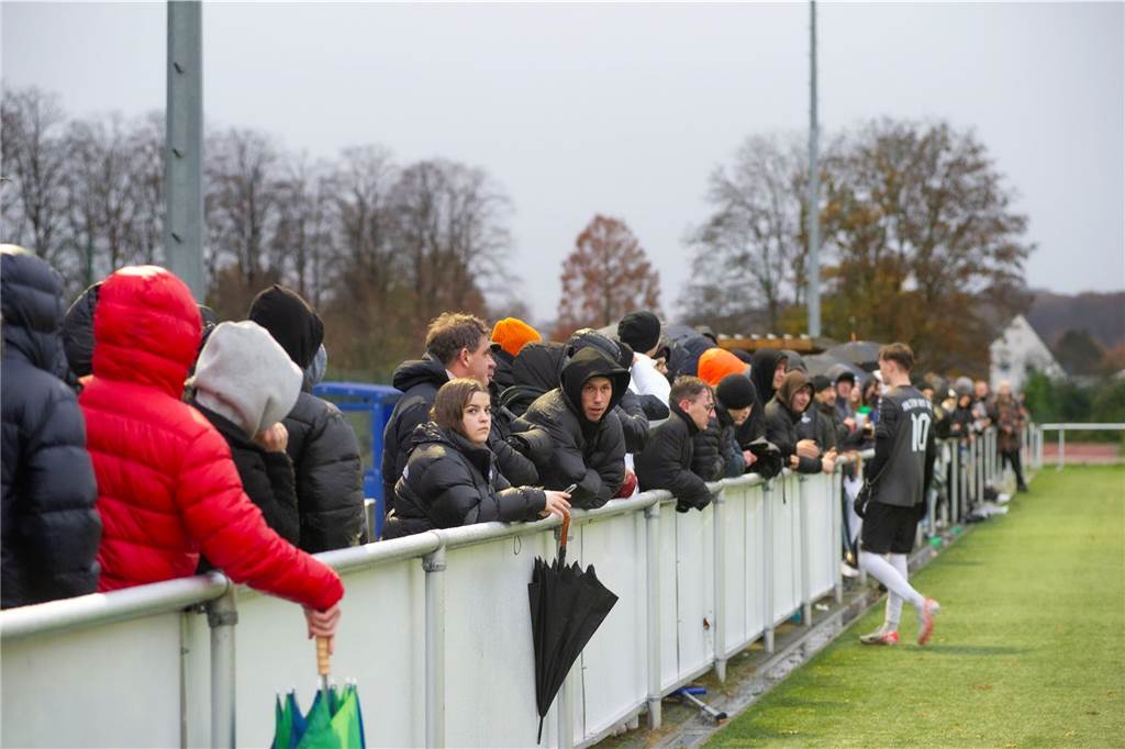 Der Kampf der SG Suderwich wurde am Ende nicht belohnt, trotz zweimaliger Führung musste sich der Außenseiter durch einen starken Schlussspurt des TuS Haltern am See mit 2:6 geschlagen geben.