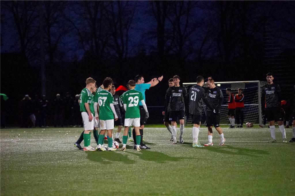 Der Kampf der SG Suderwich wurde am Ende nicht belohnt, trotz zweimaliger Führung musste sich der Außenseiter durch einen starken Schlussspurt des TuS Haltern am See mit 2:6 geschlagen geben.