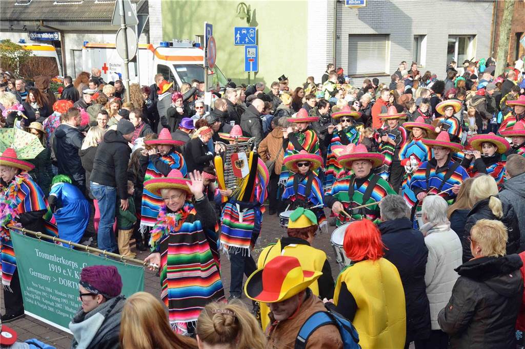 Karneval 2025: Alle Infos zu Partys und zum Umzug Der Karnevalsumzug in Lünen-Süd