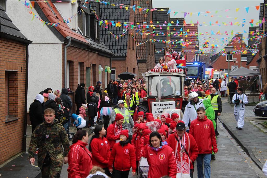Der Karnevalsumzug schlängelt sich am Samstag, 10. Februar, durch Selm.