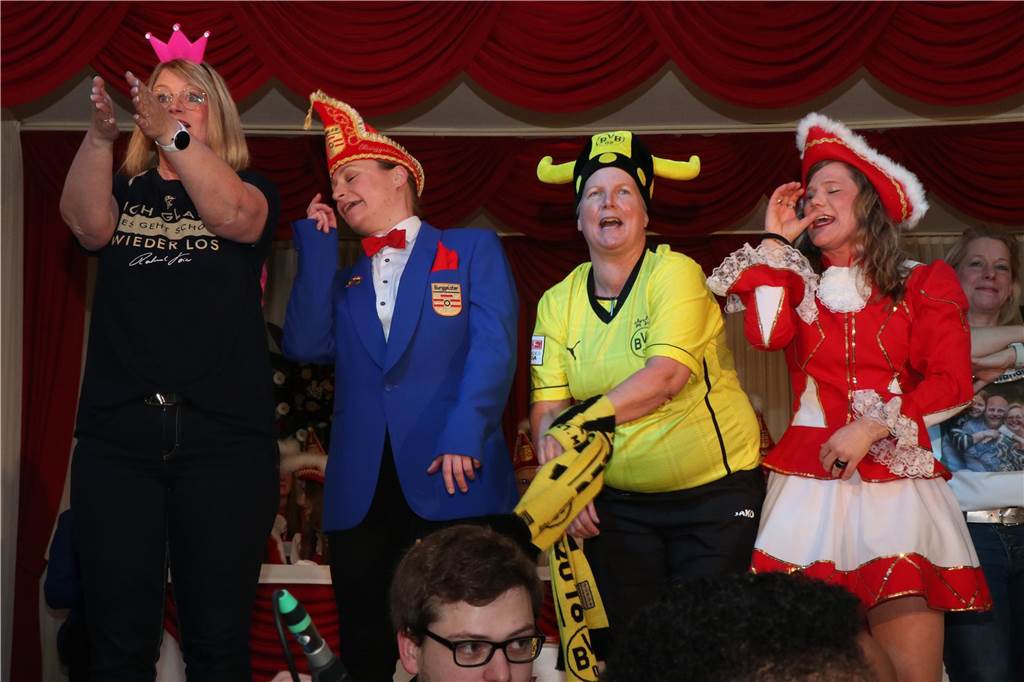 Der KFD-Theaterklub brachte das Publikum mit seiner Show zum Lachen.