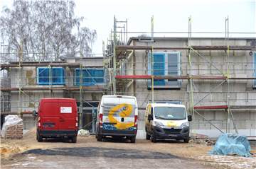 Der Kindergarten an der Lohausstraße soll im Mai fertig werden. Bürgermeister Bodo Klimpel ist „vorsichtig optimistisch“, dass der Termin eingehalten werden kann.