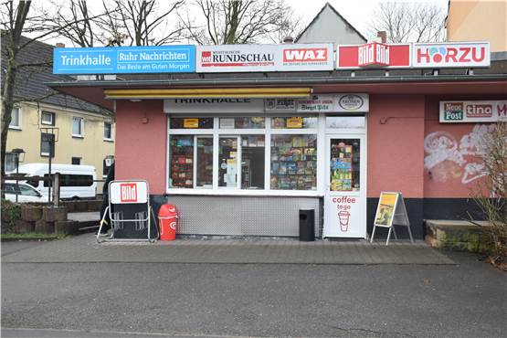 Maskierte Räuber bedrohten Kioskverkäuferin in Brambauer mit Waffe