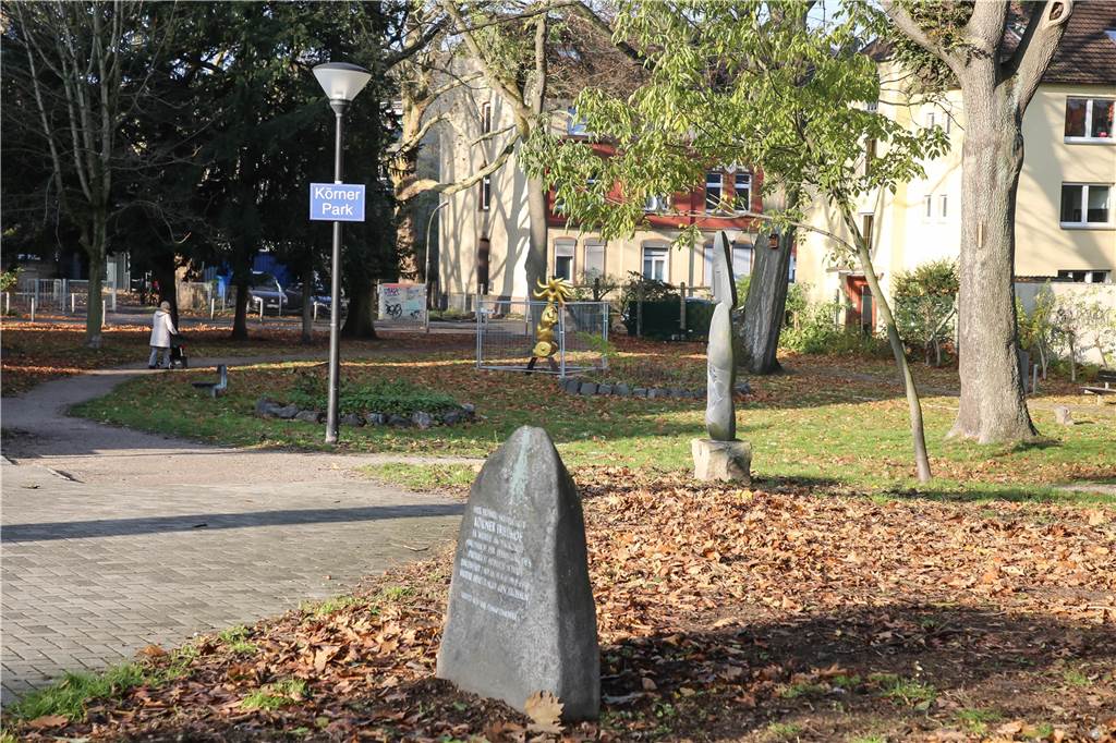 Körne: Kein Ort für Radler, aber einer mit guter Versorgung Der kleine Körner Park ist eine der wenigen Grünflächen im Stadtteil.