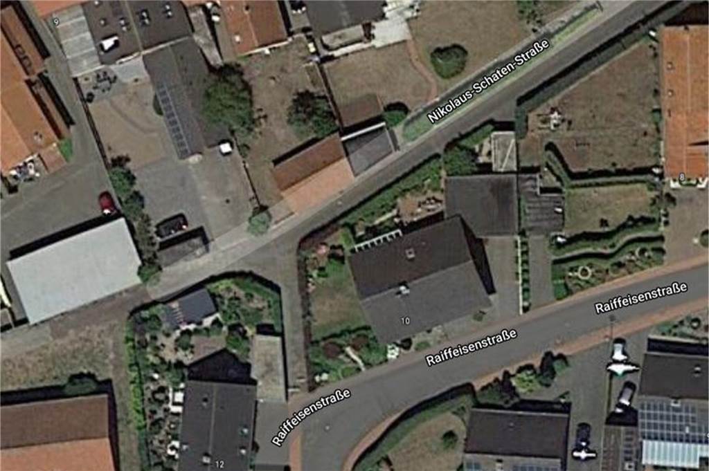 Trotz Anwohnerantrag: Verbindungsweg bleibt für Autofahrer gesperrt Der kleine Verbindungsweg bleibt für durchgängigen PKW-Verkehr geschlossen. Das hat die Lokalpolitik einstimmig auf Anraten der Verwaltung beschlossen.