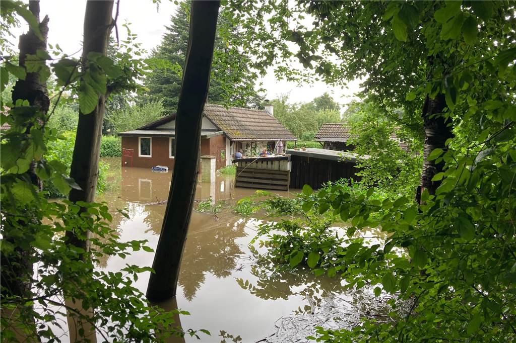 Live-Ticker zum Nachlesen: Die Entwicklungen zum Hochwasser in Schwerte Der Kleingarten unterhalb der Rohrmeisterei am Donnerstagmorgen.