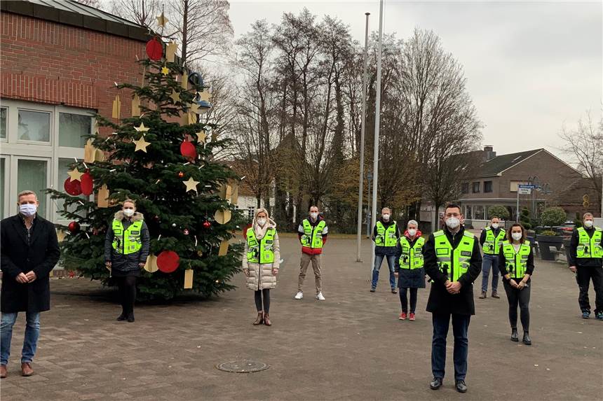 Corona: Kontrolldienst überprüft Bürger - Geldbußen bis 25.000 Euro Der Kontrolldienst soll darauf achten, dass die Schermbecker sich an die Corona-Regeln halten.