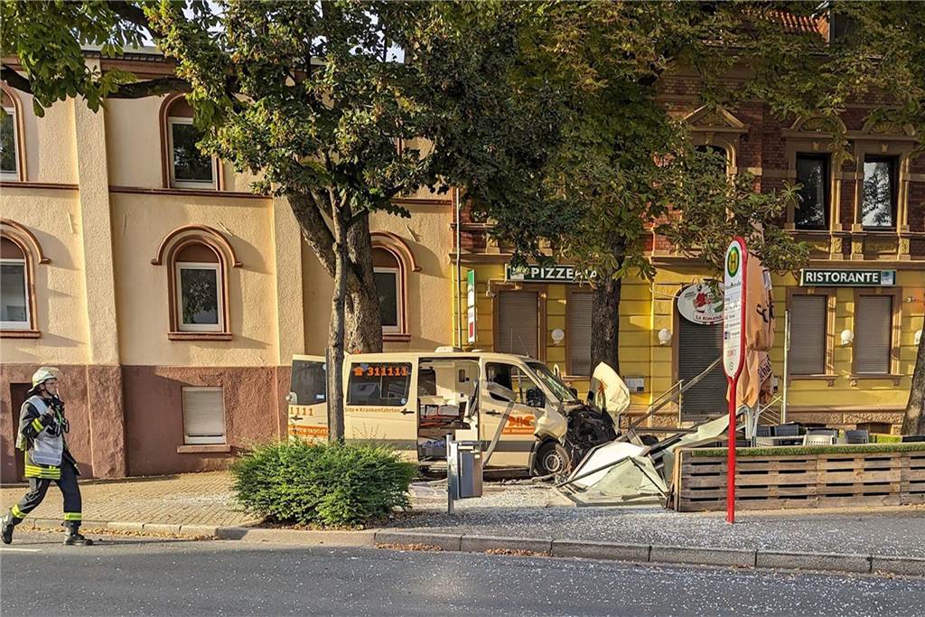 aa Unfallstelle in Dortmund-Kirchlinde.