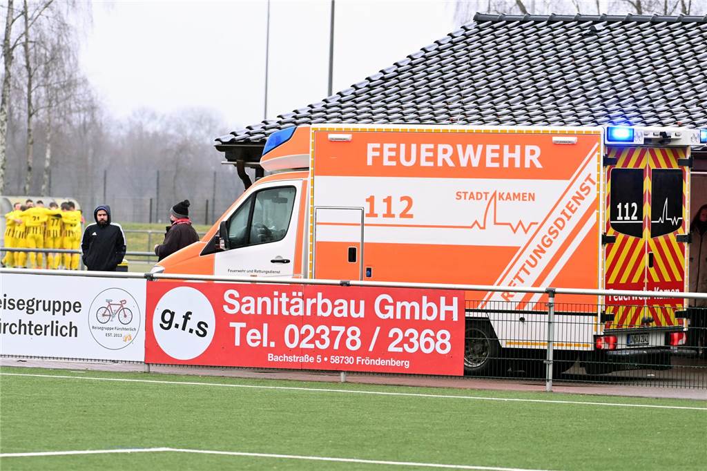 SuS Kaiserau II: Spielverzögerung durch Krankenwageneinsatz Der Krankenwagen sorgte in Kaiserau für eine Spielunterbrechung.