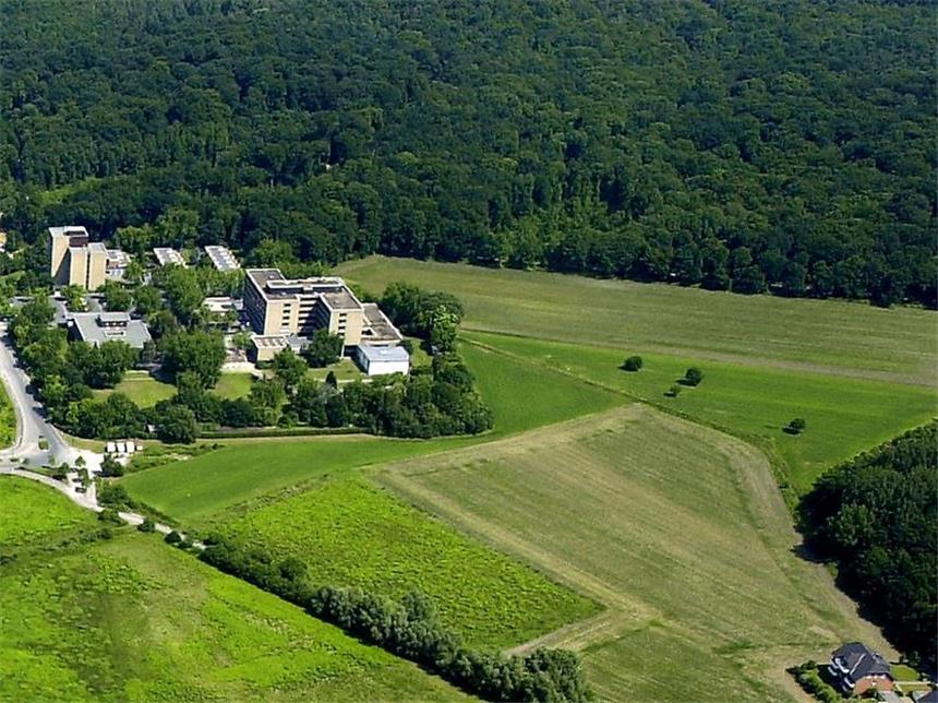 Grünes Licht für Parkhaus am EvK in Castrop-Rauxel Der Kreis gab grünes Licht für den Bau des Parkhauses am EvK in Castrop-Rauxel.