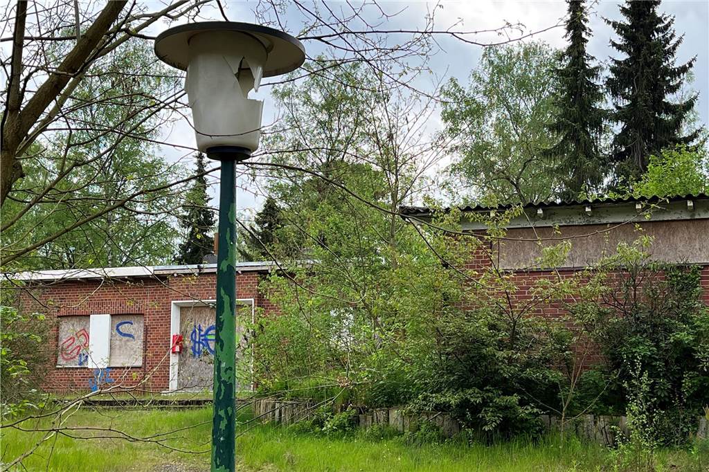 Hochwertige Ferienanlage auf altem Kreisjugendzeltplatz geplant Eine Ansicht vom Hauptgebäude des Kreisjugendzeltplatzes