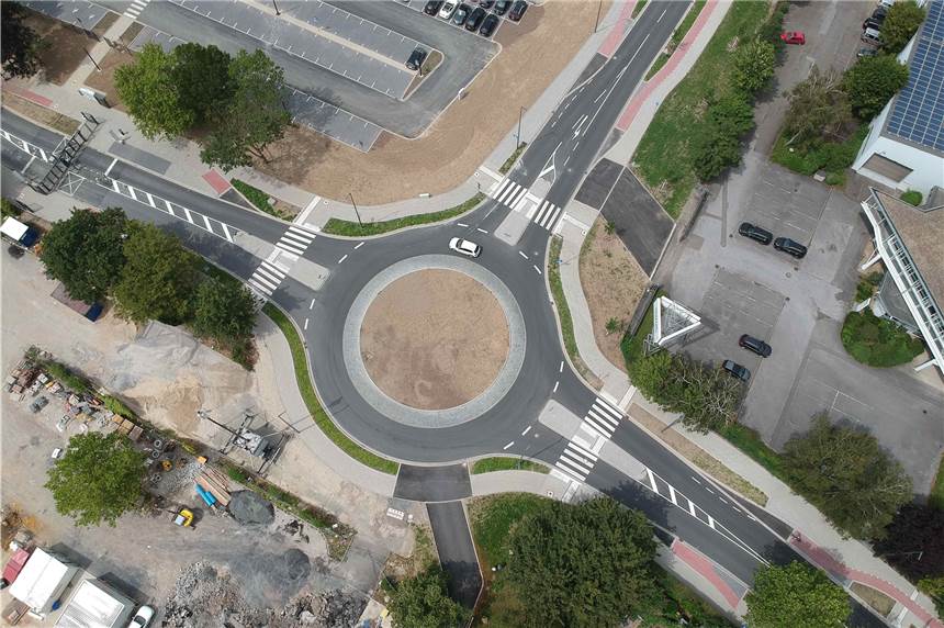 Neuer Kreisverkehr verbindet den Wilo-Park und Phoenix-West Der Kreisverkehr an der Nortkirchenstraße wurde eröffnet.