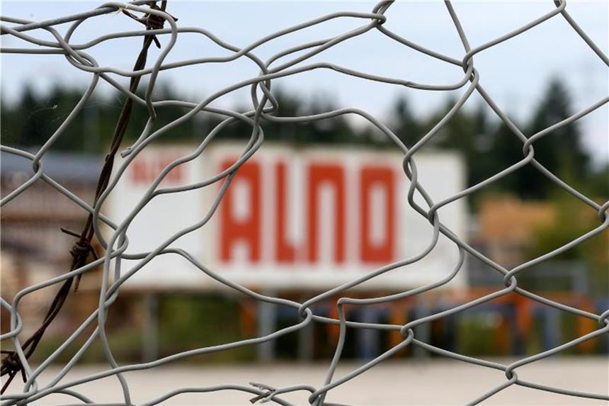 Insolvenzverfahren: Küchenbauer Alno verkauft Tochterfirma Der Küchenkonzern aus Pfullendorf in Baden-Württemberg ist seit dem Börsengang 1995 fast durchgängig in den roten Zahlen. Foto: Thomas Warnack