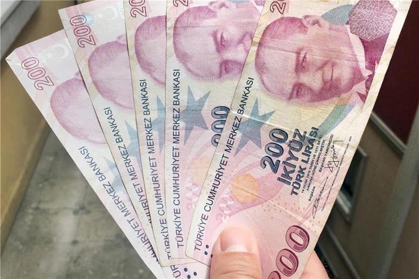 Türkische Notenbank hebt Leitzins weiter an Der Kurs der türkischen Lira war dramatisch abgesackt. Foto: Can Merey