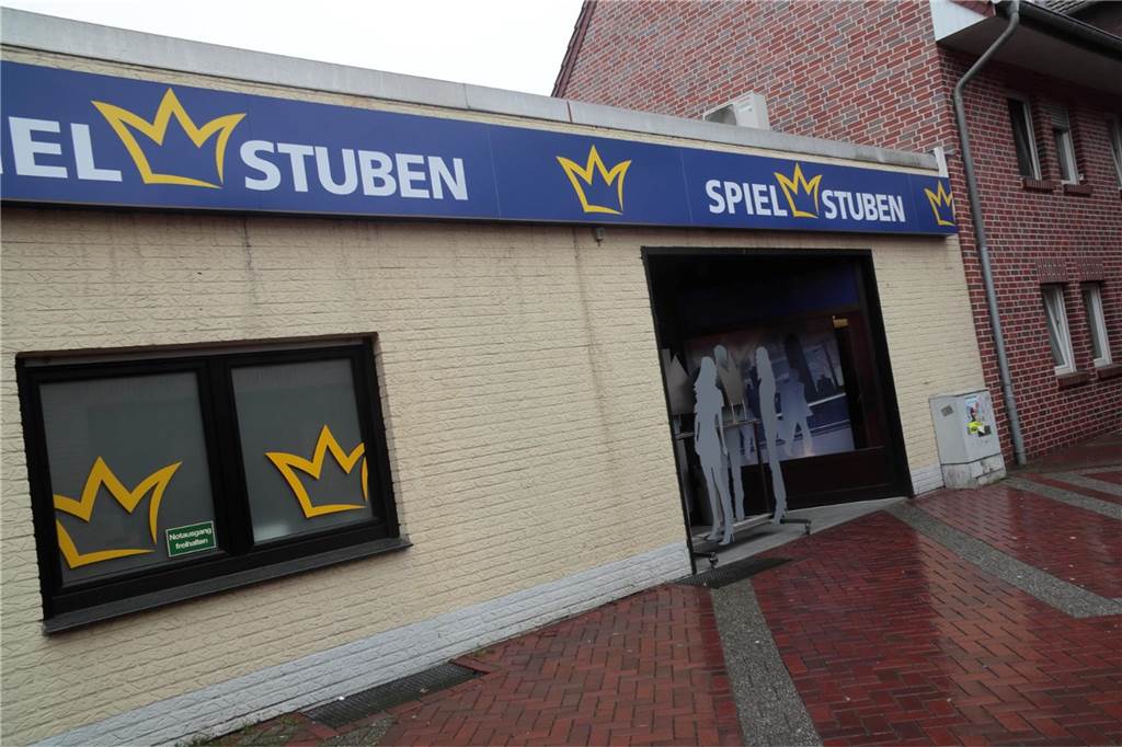 Raubüberfälle: Angst vor Serientäter geht um – Polizei sucht Zeugen Der letzte der drei jüngsten Raubüberfälle in Vreden ereignete sich in dieser Spielhalle.