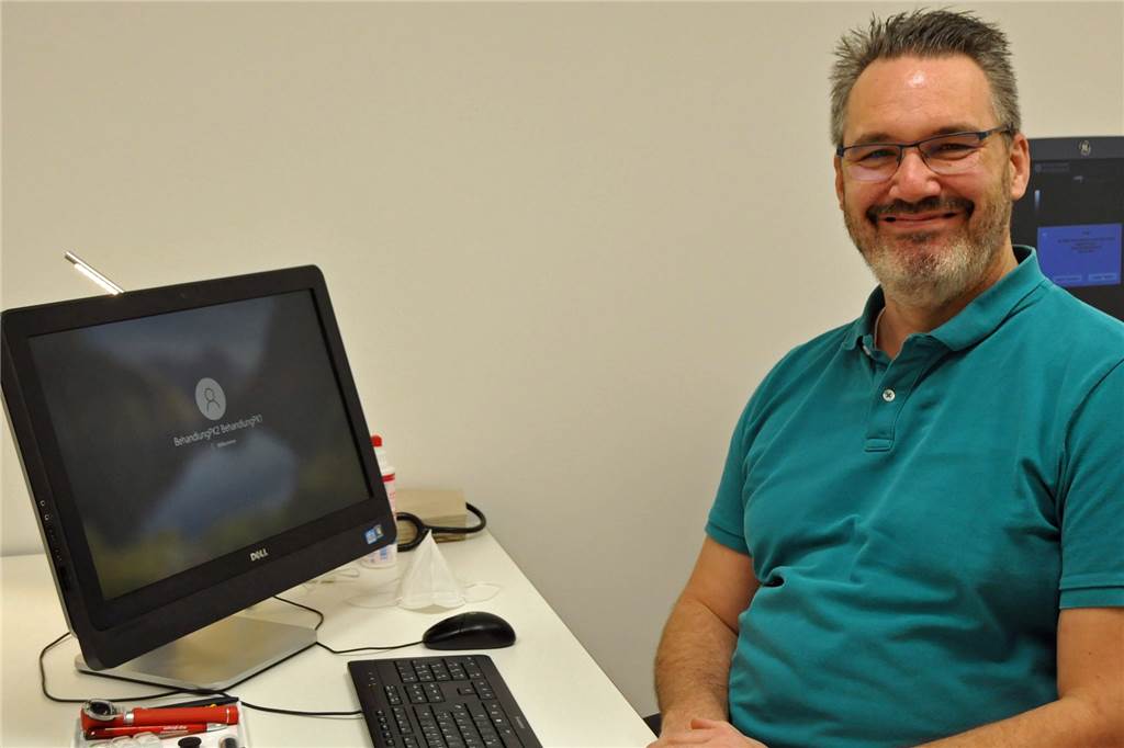 Elektronischer Krankenschein: Manche Ärzte setzen noch auf Papier Arzt Dr. med. Arne Krüger, Lünen