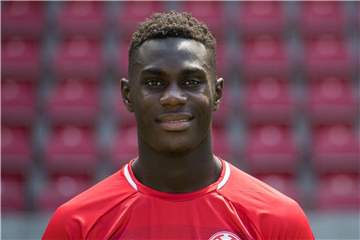 Der Mainzer Moussa Niakhaté wurde für ein Pokalspiel mit einer Sperre belegt. Foto: Andreas Arnold