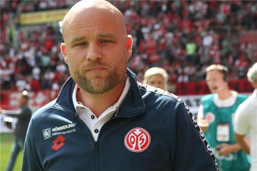 Mainz 05 verpflichtet Offensivspieler Issah Abass Der Mainzer Sportvorstand Rouven Schröder sieht in Neuzugang Issah Abass eine Investition in die Zukunft. Foto: Thomas Frey