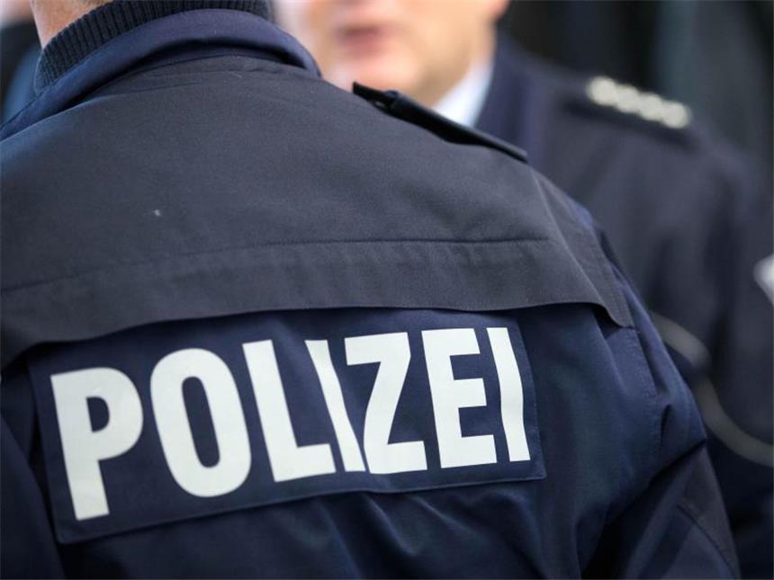 Terrorverdächtiger in Schleswig-Holstein festgenommen Der Mann soll unter anderem in Syrien für den IS gekämpft haben. Foto: Friso Gentsch