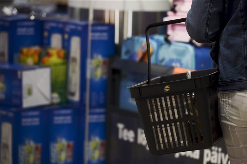Supermarktkunde schlägt Verkäuferin mehrfach gegen den Kopf Der Mann wollte seine Einkäufe nicht bezahlen.