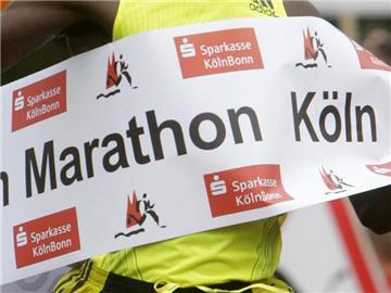 Der Marathon führt durch die Innenstadt von Köln. Foto: Rolf Vennenbernd