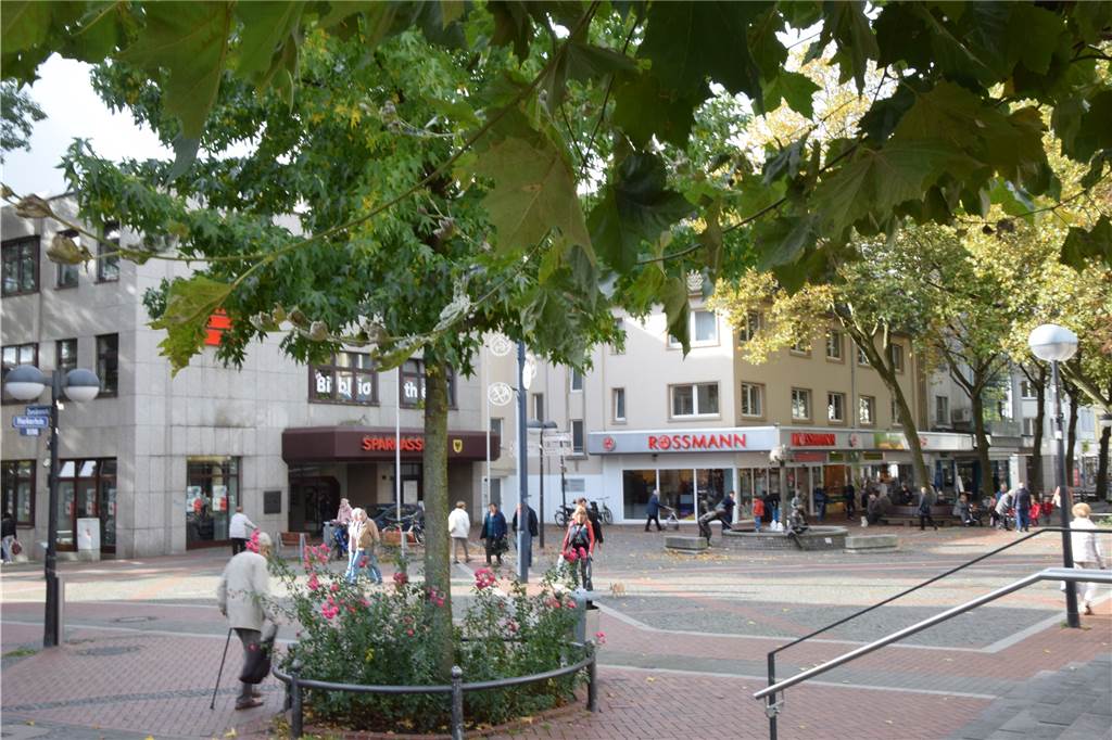 Der Marktplatz in Hombruch sieht friedlich aus, wenn keine Radfahrer unterwegs sind.