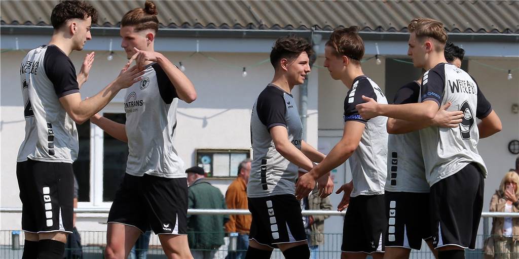 Vierter Wickeder im Anmarsch: Holzwickeder SC schlägt nochmal auf dem Transfermarkt zu Der nächste bitte: Der Holzwickeder SC hat sich den vierten Spieler von Westfalia Wickede geangelt.