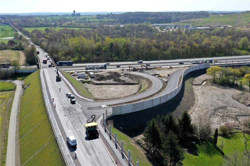 A2-Anschluss Lünen-Süd: Fertigstellung verzögert sich bis Sommer Der neue Anschluss der A2 in Lünen-Süd soll auch die bestehende Abfahrt in Bergkamen entlasten.