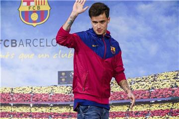 Der neue brasilianische Mittelfeldstar Philippe Coutinho vom FC Barcelona fällt gleich verletzt aus. Foto: Gtres