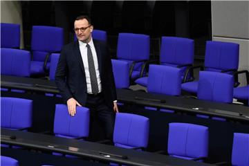 Der neue Bundesgesundheitsminister Jans Spahn fordert 100-Tage-Sofortprogramm für Pflegebedürftige. Foto: Gregor Fischer